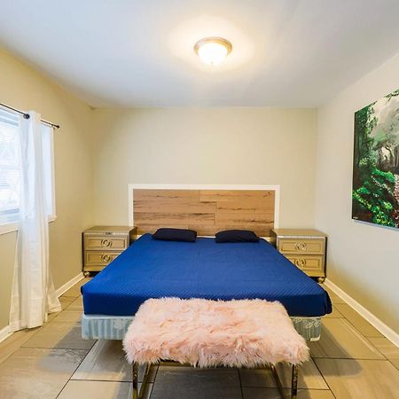 Large 6Br, 6 Bath In The City Of Niagara Falls Eksteriør bilde