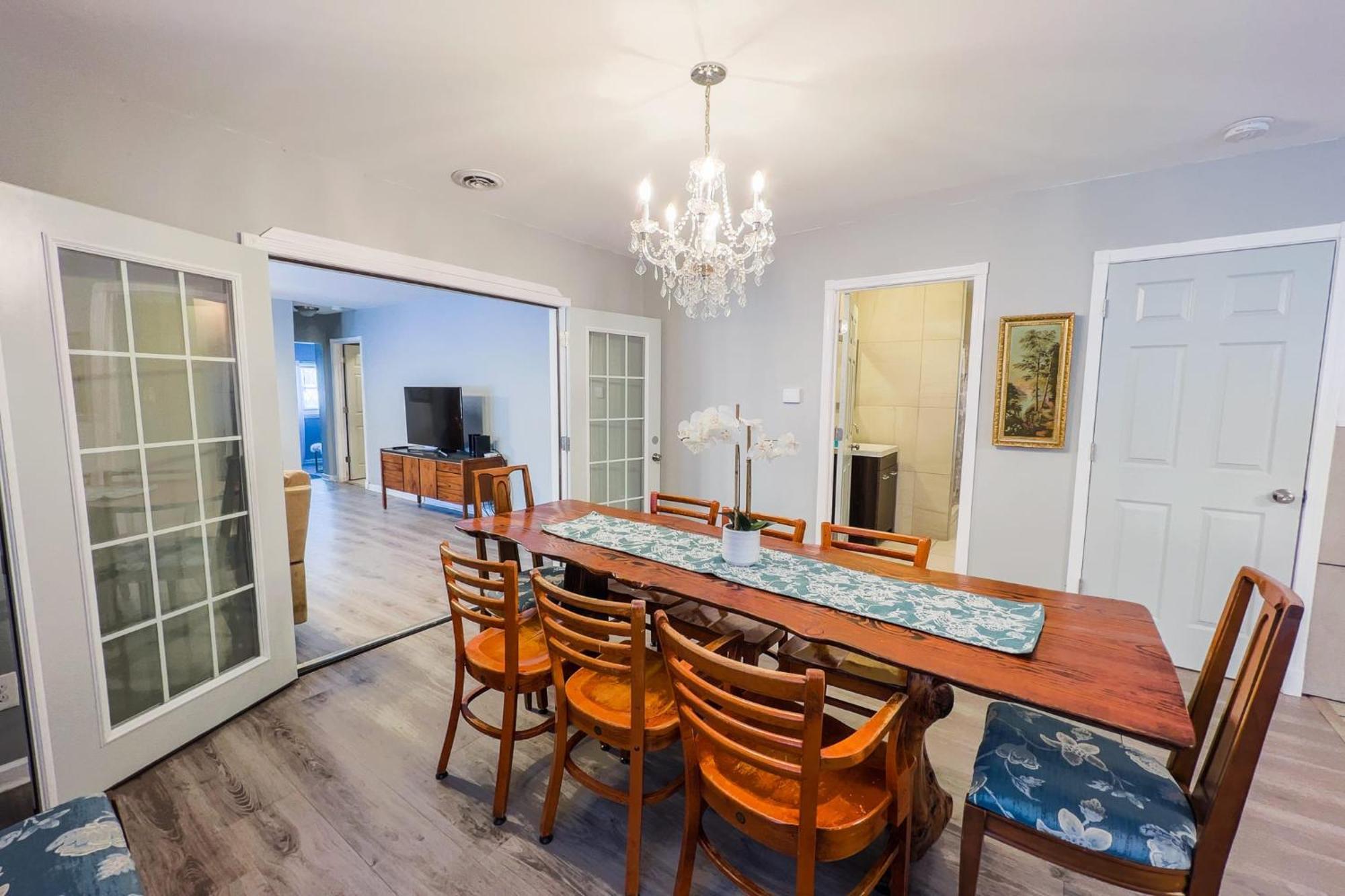Large 6Br, 6 Bath In The City Of Niagara Falls Eksteriør bilde