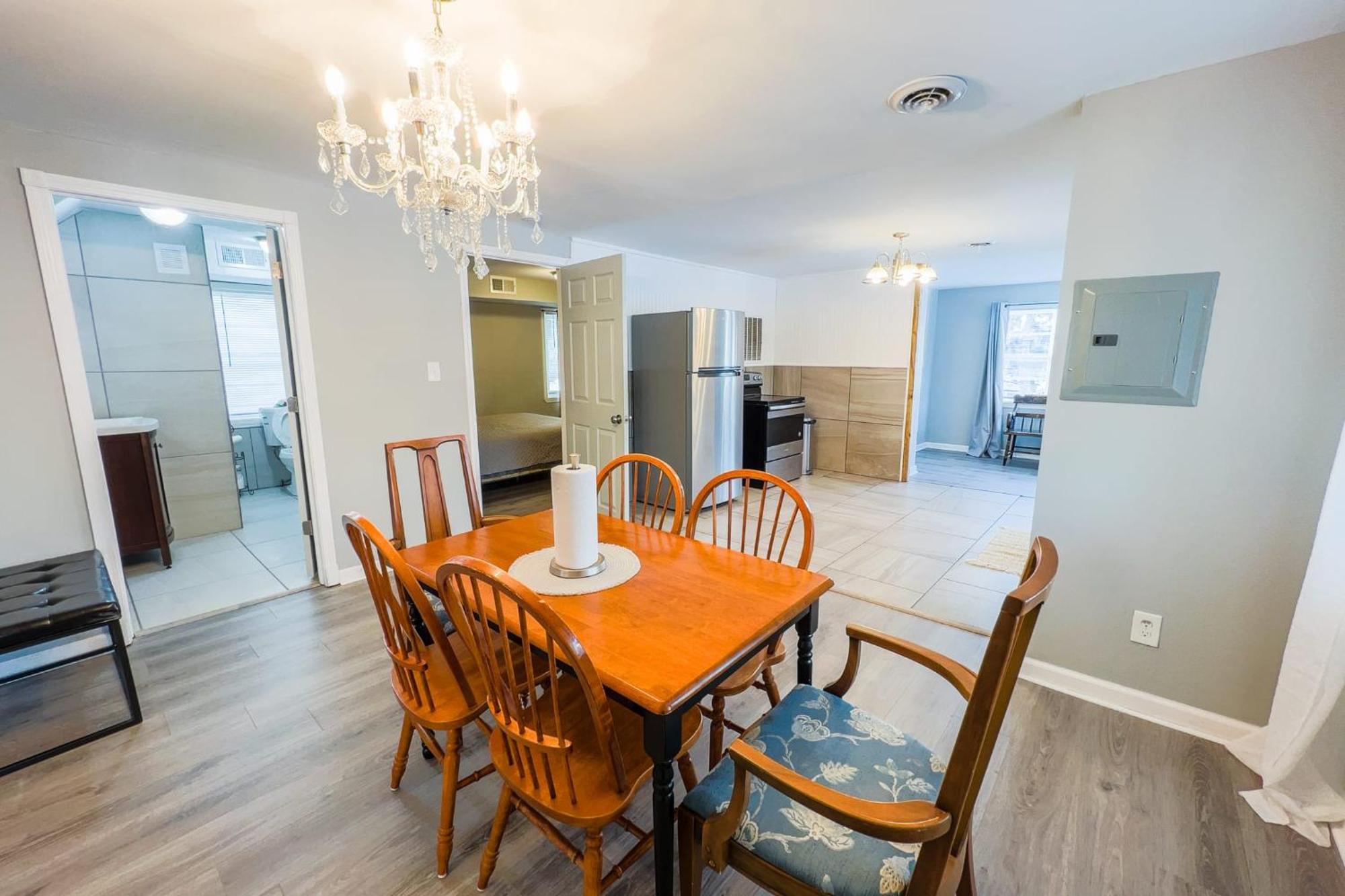 Large 6Br, 6 Bath In The City Of Niagara Falls Eksteriør bilde