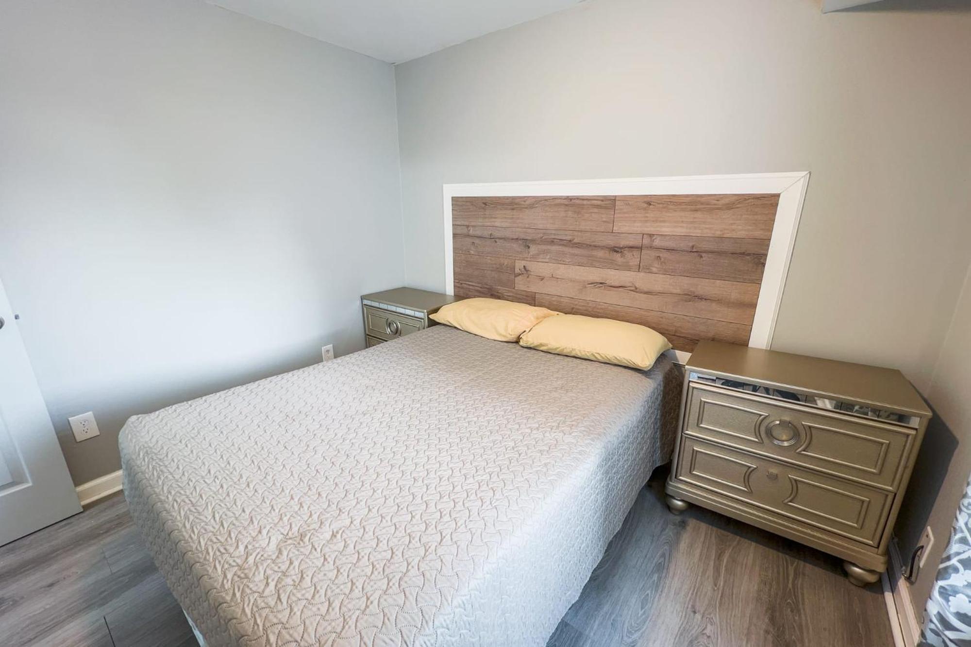 Large 6Br, 6 Bath In The City Of Niagara Falls Eksteriør bilde