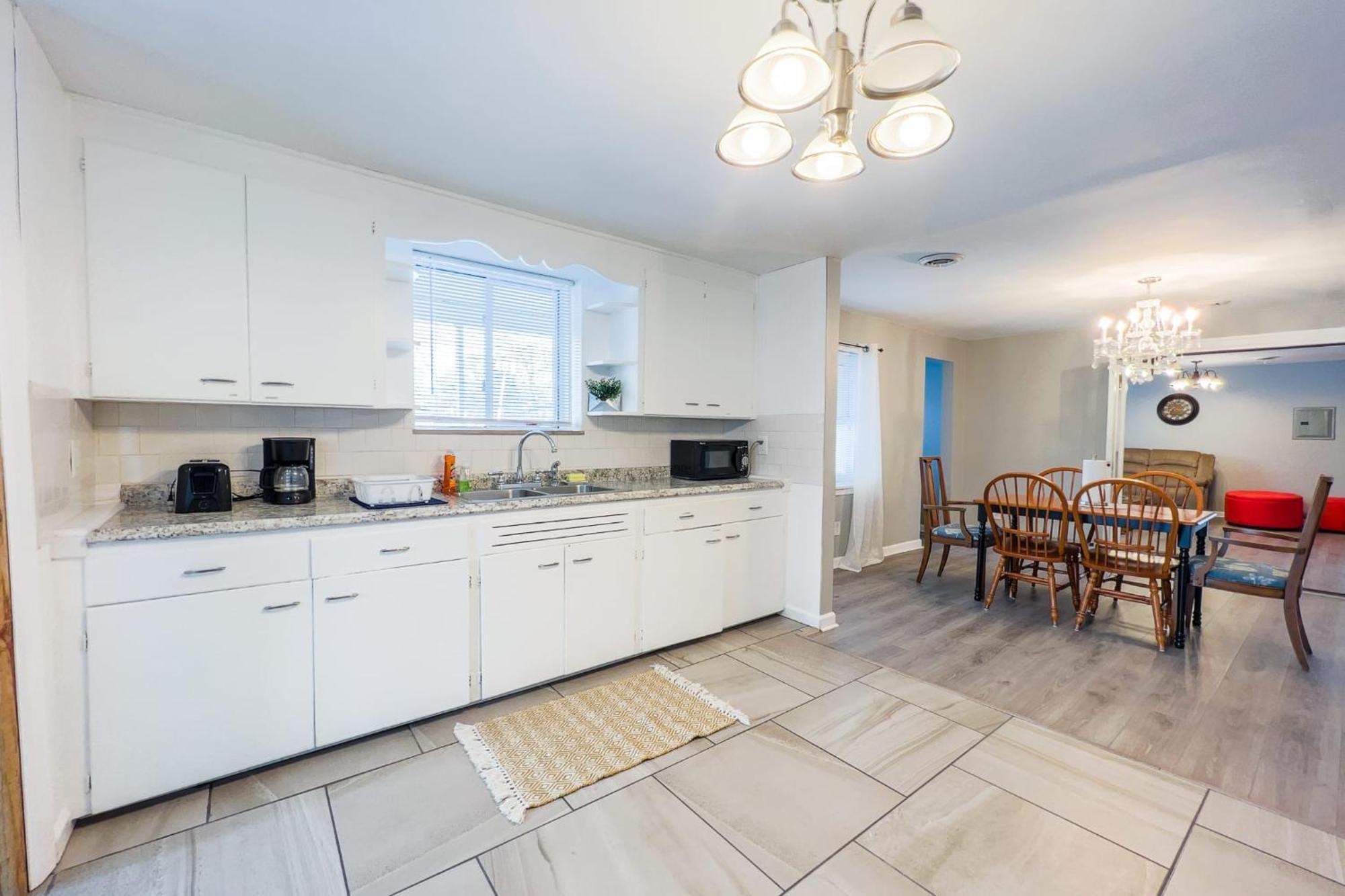 Large 6Br, 6 Bath In The City Of Niagara Falls Eksteriør bilde