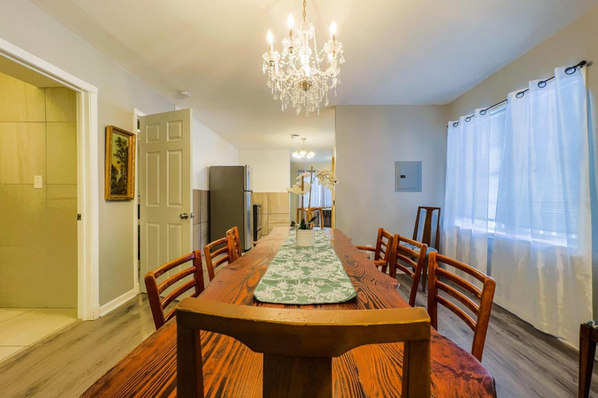 Large 6Br, 6 Bath In The City Of Niagara Falls Eksteriør bilde